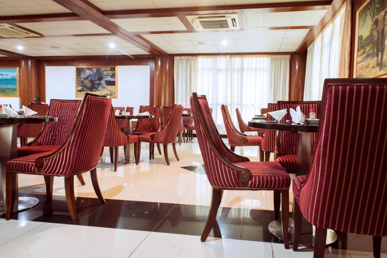 Peacock Hotel Dar es Salaam Buitenkant foto